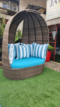 Buttercup Daybed