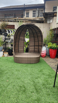 Buttercup Daybed