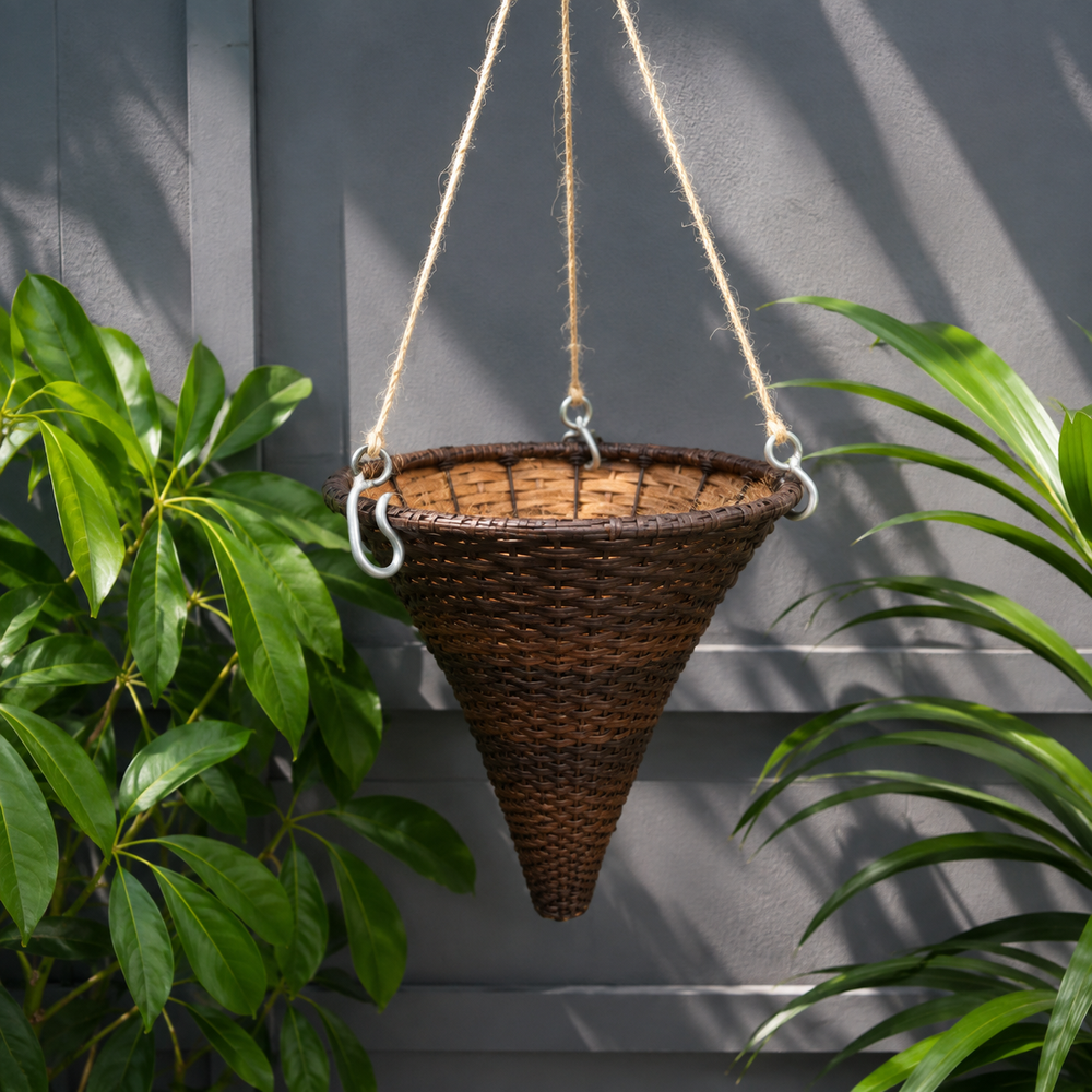 Cone Shaped Hanging - SE/R003