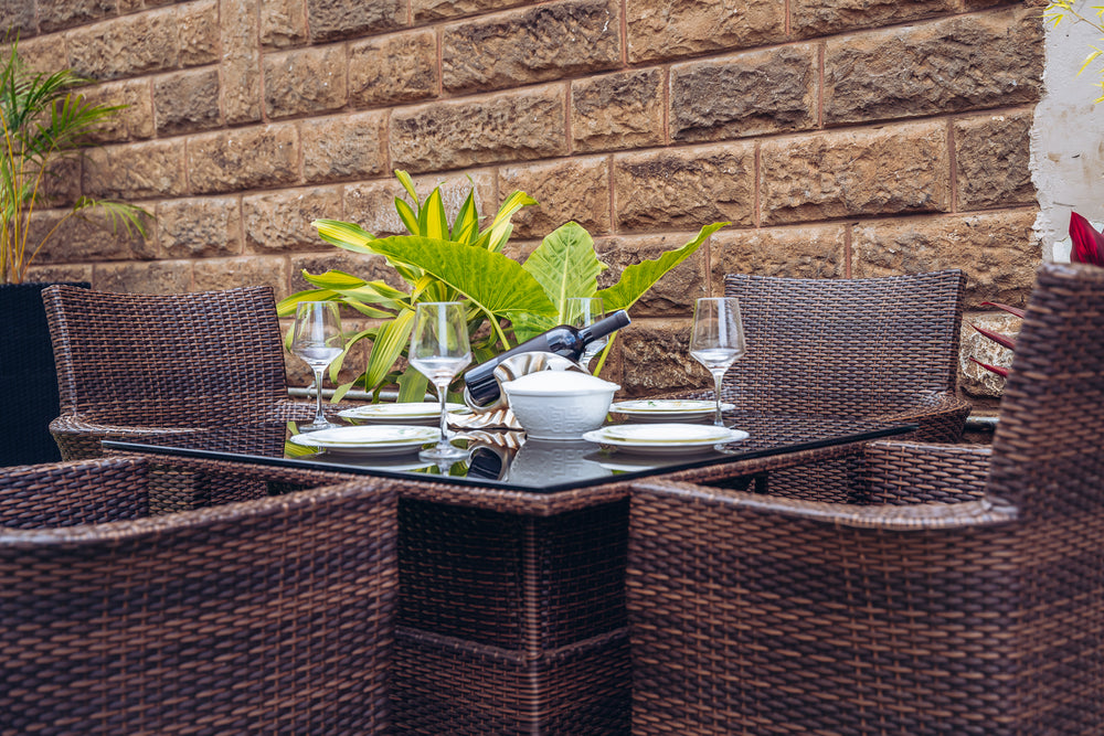 Gardenia Table