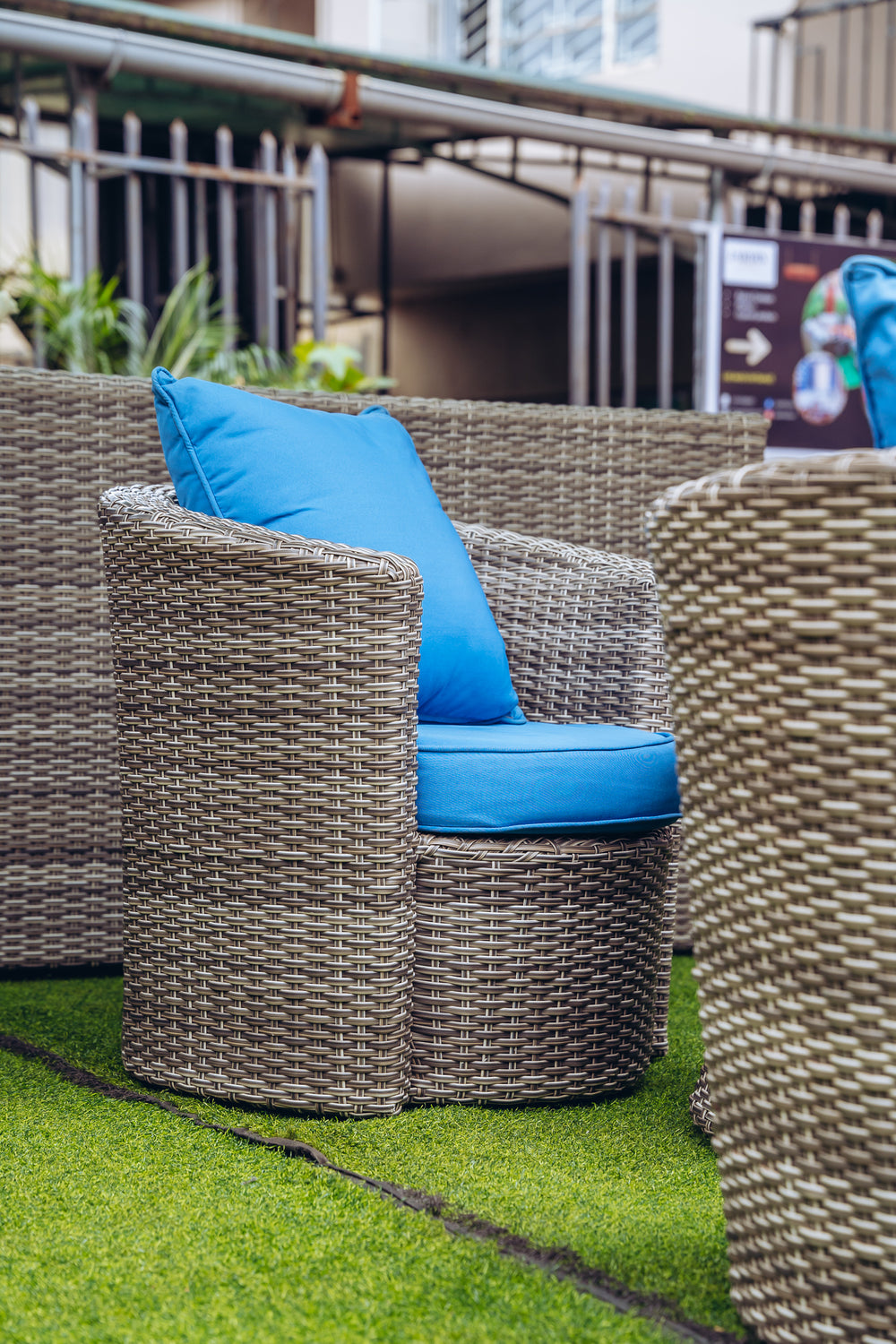 Orchid 1-Seater