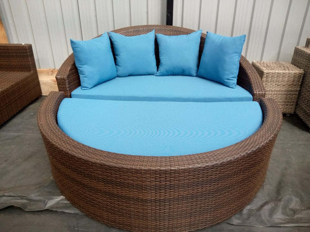 Snow Drop Daybed